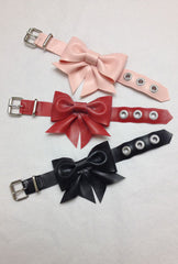 Buckle Wrist Bow